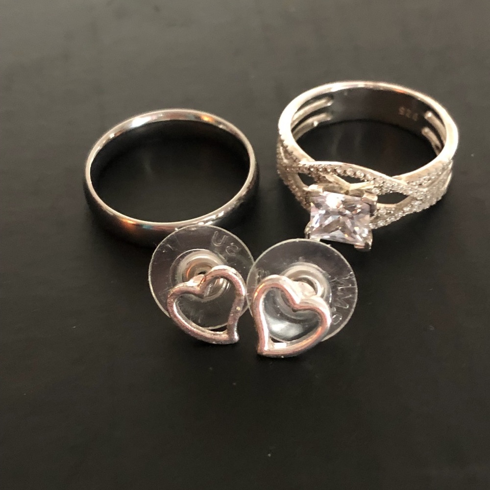 Ring and earring set